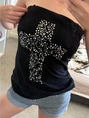 ⭐️ vintage and y2k rhinestone cross tube top with lace trim!!